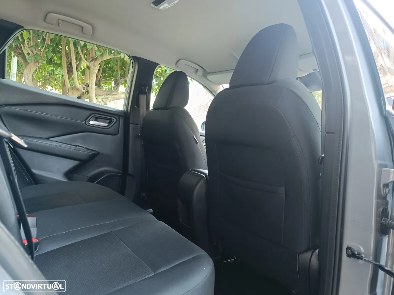 Nissan Qashqai 1.3 DIG-T N-Connecta LED Xtronic - 27