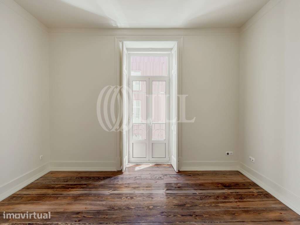 Apartamento T3+1 com varanda, em Campo de Ourique, Lisboa - Grande imagem: 3/30