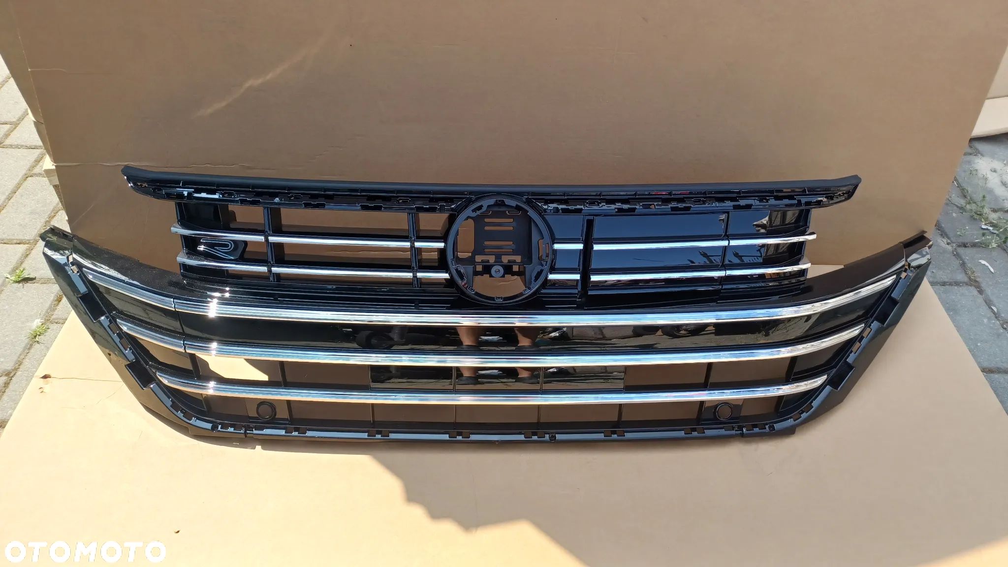 VW ARTEON GRILL R-LINE NOWY ORYGINAŁ 3G8853655 - 1