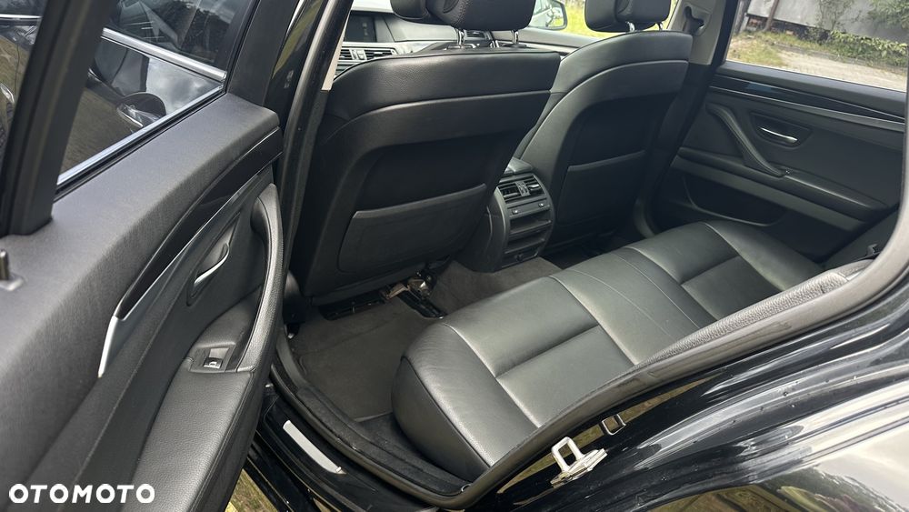 BMW Seria 5 520d - 10