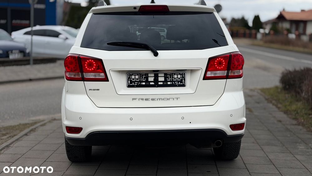 Fiat Freemont 2.0 Multijet 16V DPF Automatik Allrad Black Code - 5