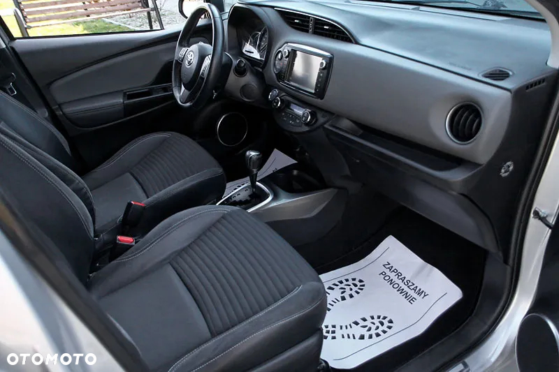 Toyota Yaris - 8