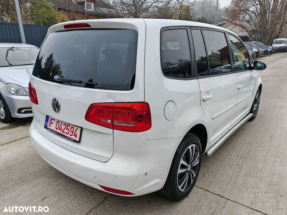 Volkswagen Touran 2.0 TDI DPF DSG Comfortline - 3