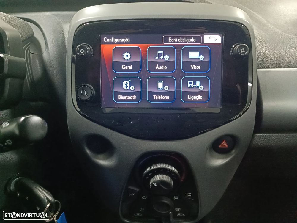 Toyota Aygo X Play - 27