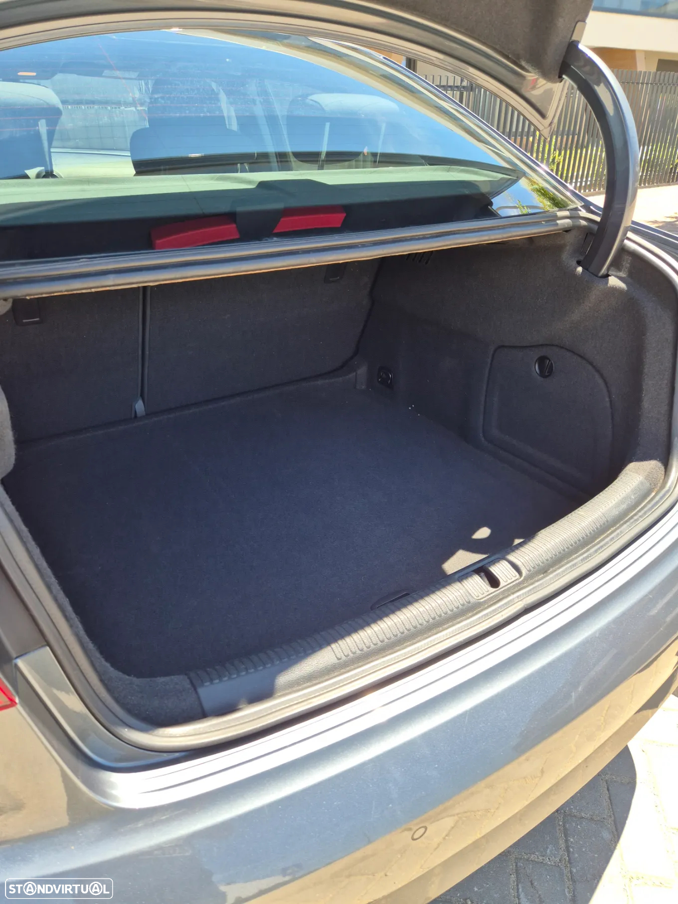 Audi A3 Limousine 1.6 TDI Design - 18