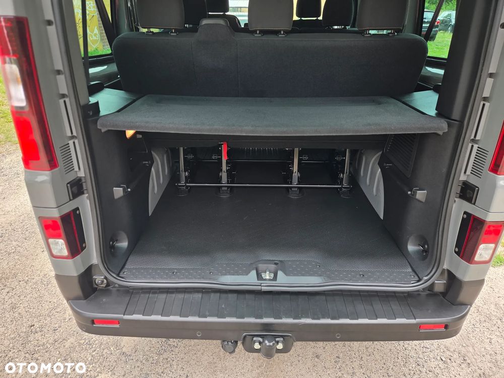 Renault Trafic - 28