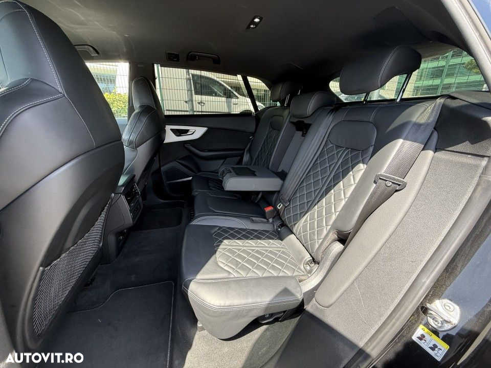 Audi Q8 60 TFSIe quattro tiptronic - 14