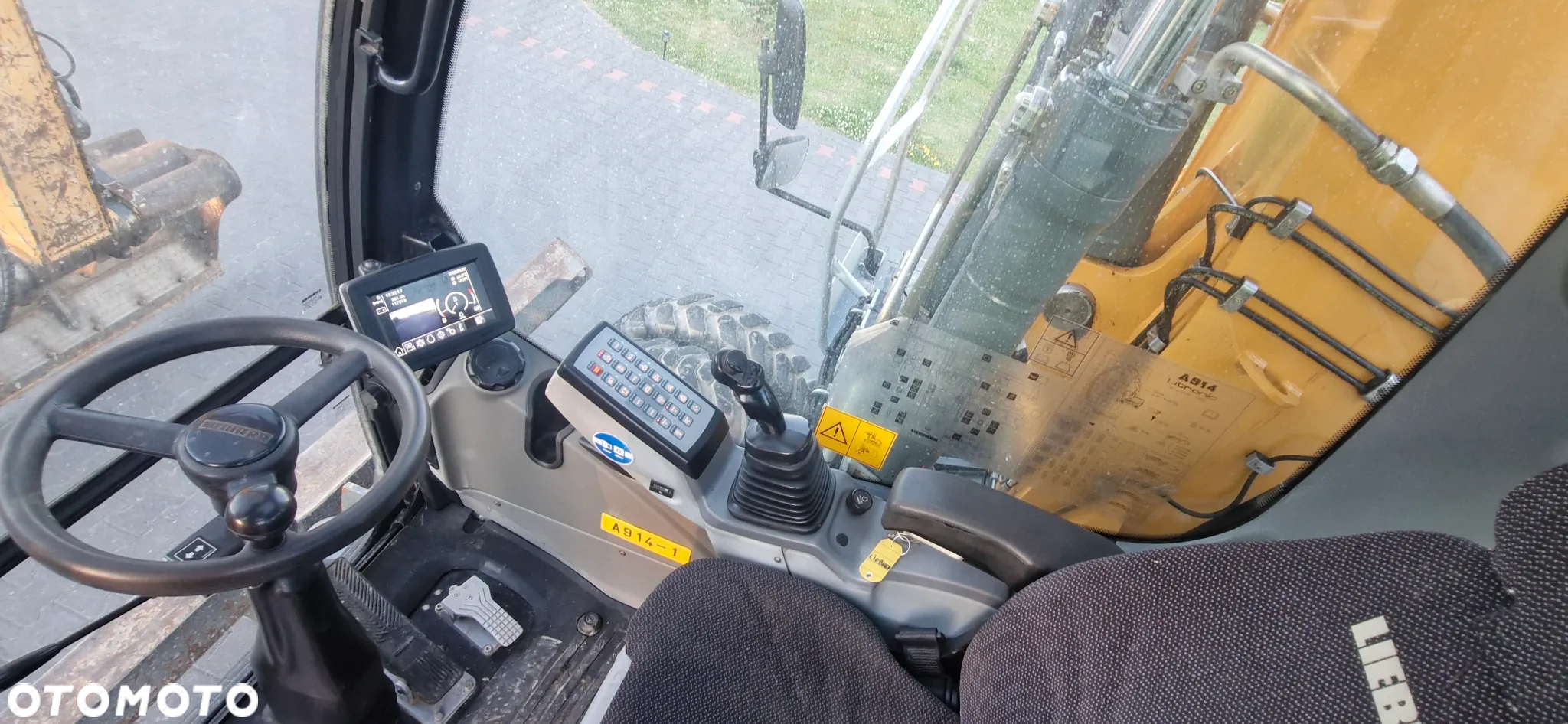 Liebherr A914/ Maszyna sprowadzona/ Super Stan/ Klima/ - 14