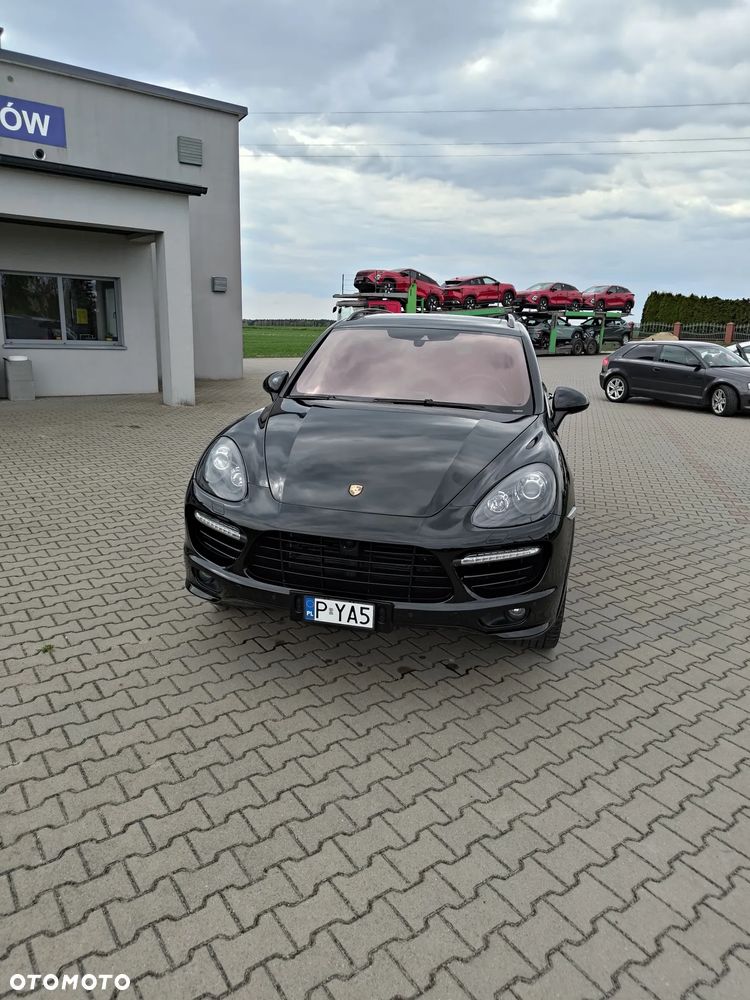 Porsche Cayenne Turbo Tiptronic S - 5