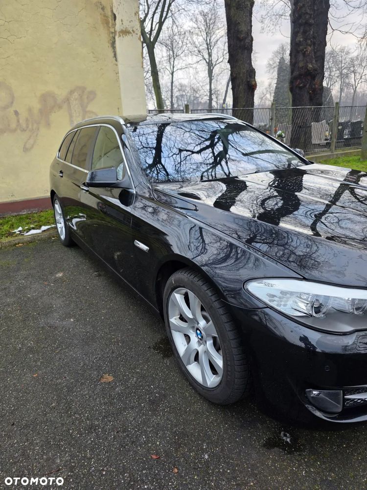BMW Seria 5 525d - 4
