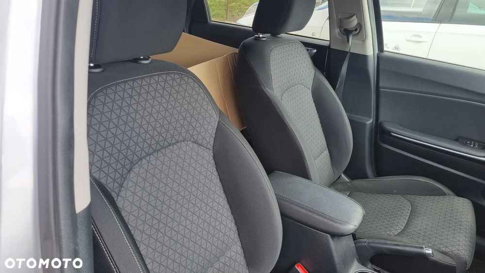 Kia Ceed 1.6 CRDi (48V Mild-Hybrid) Spirit - 19