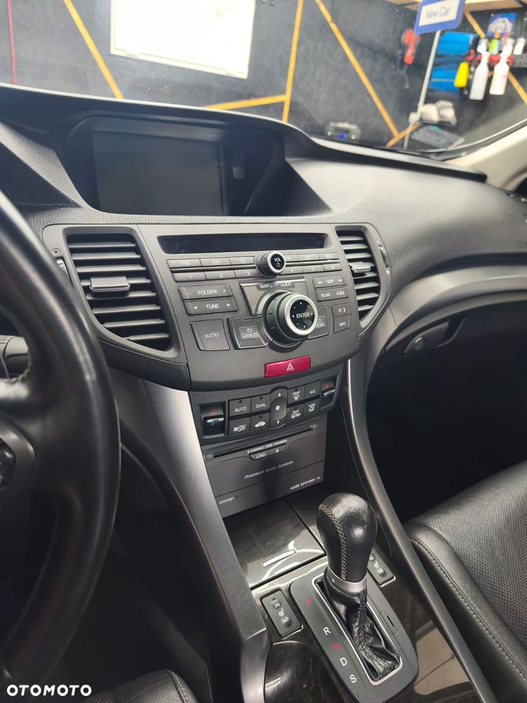 Honda Accord 2.0 Executive Navi - 10