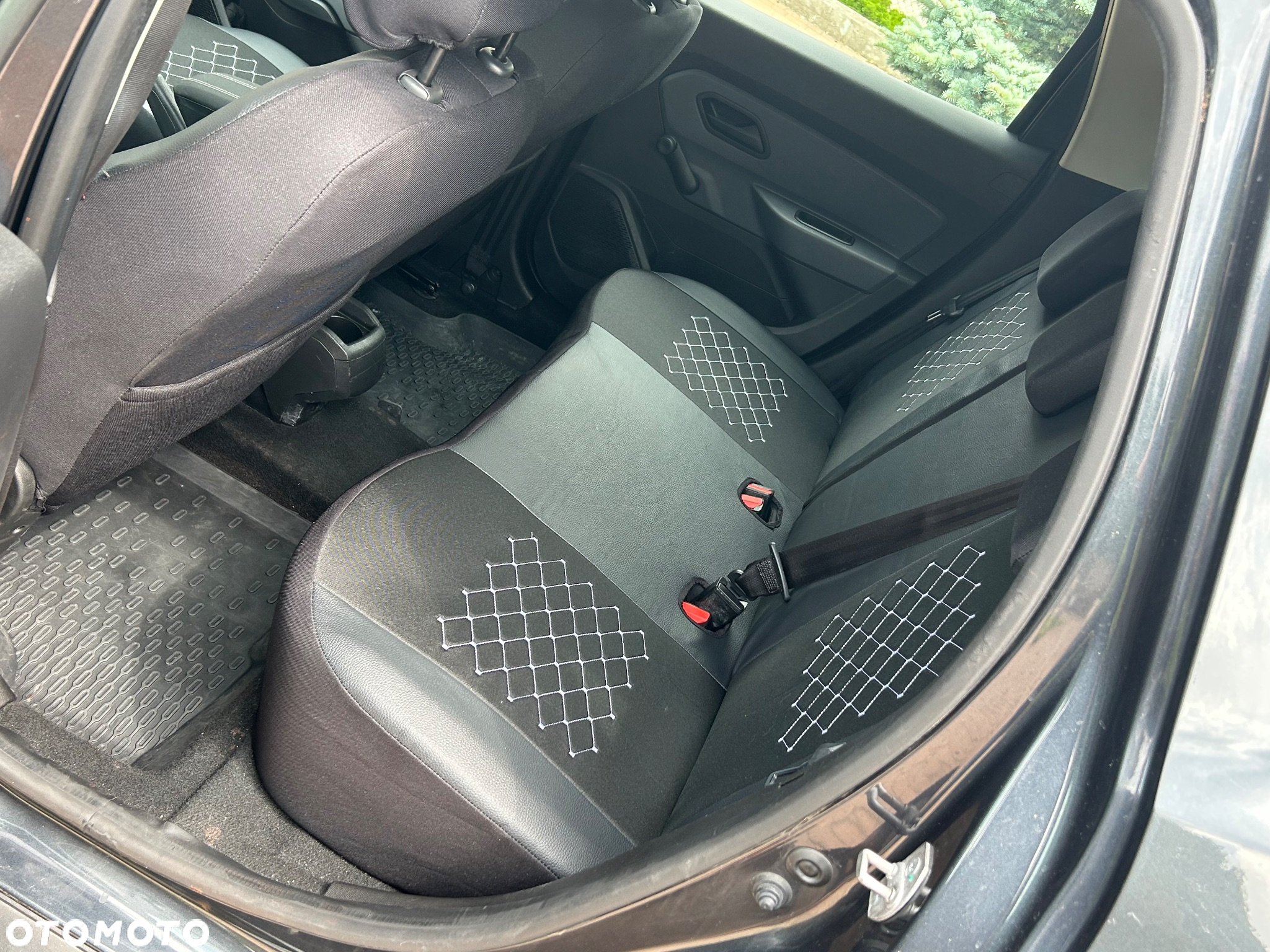Dacia Duster 1.3 TCe FAP SL Look EU6d - 10