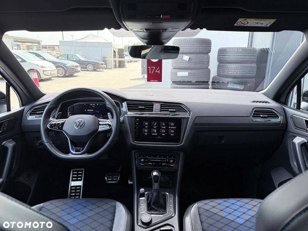 Volkswagen Tiguan - 34