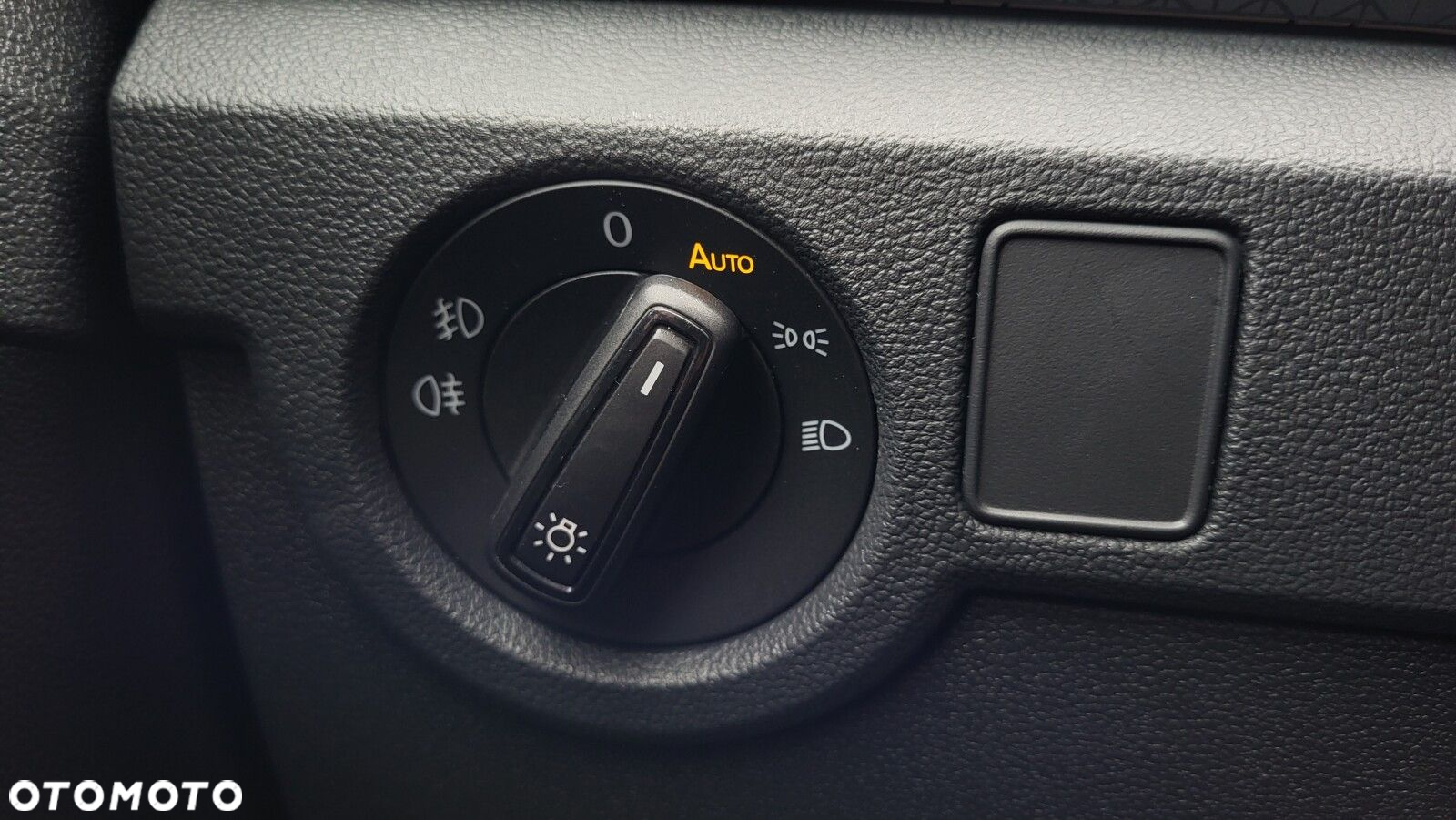 Volkswagen T-Cross - 19