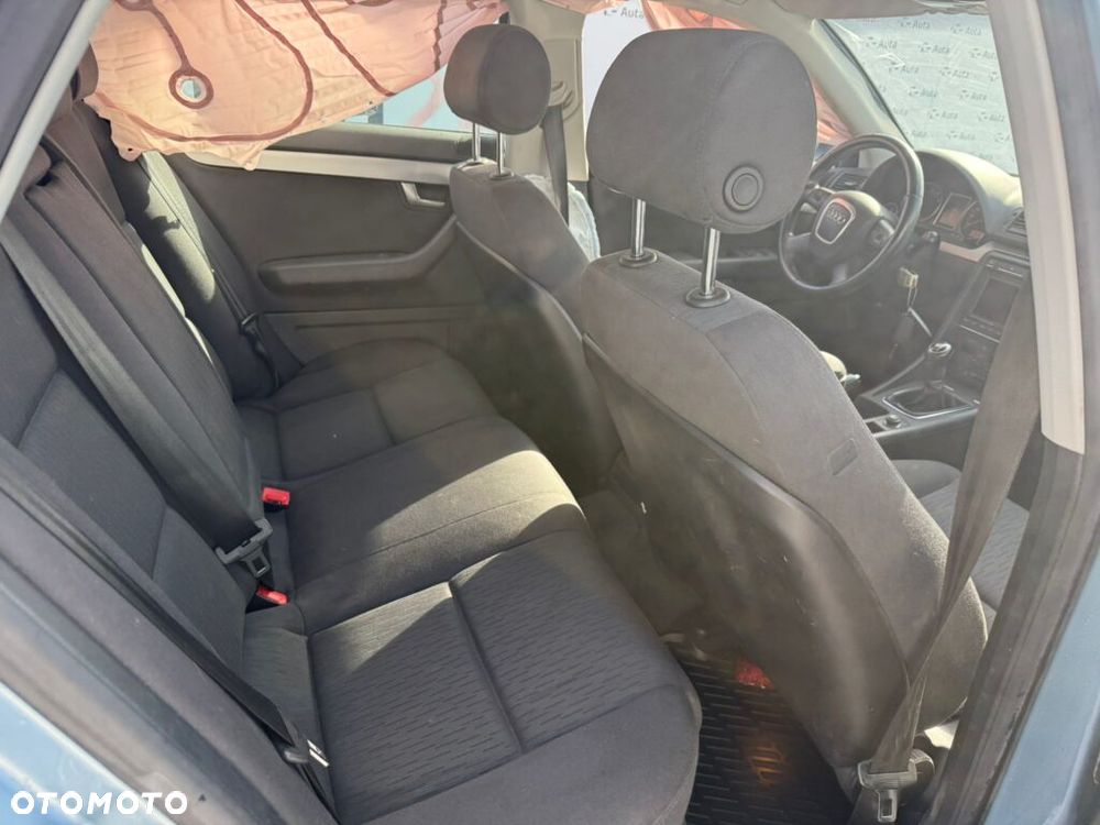 Audi A4 Limousine 2 - 11
