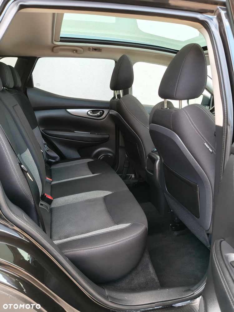 Nissan Qashqai 1.3 DIG-T N-Connecta DCT - 8