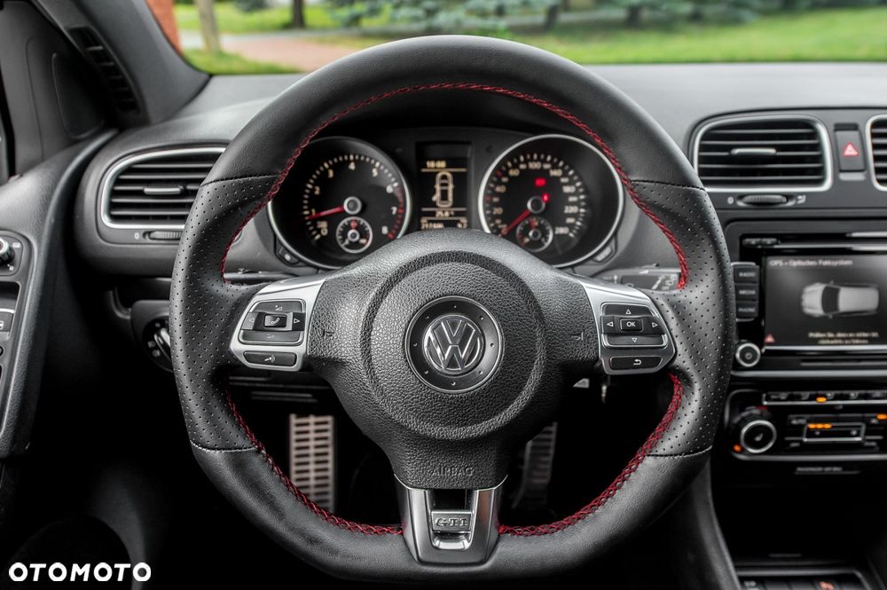 Volkswagen Golf 2.0 GTI - 25