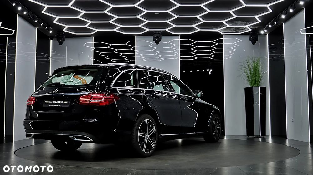 Mercedes-Benz Klasa C 300 d 9G-TRONIC - 8