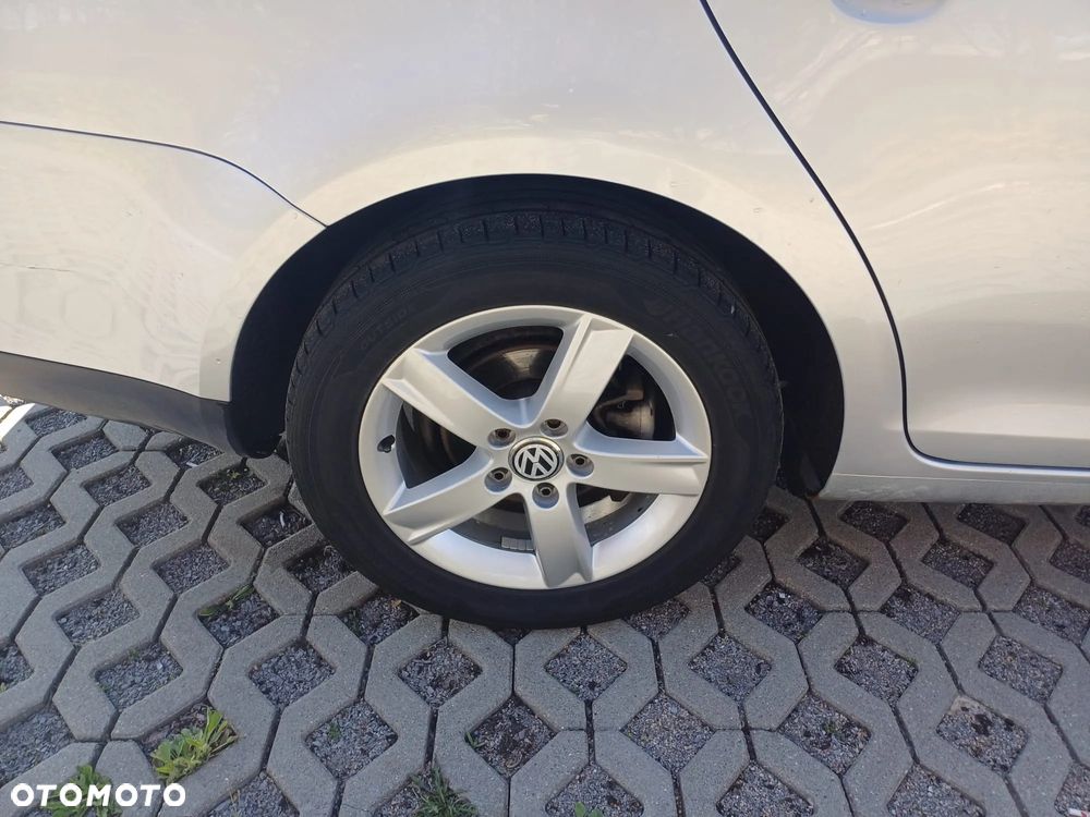 Volkswagen Jetta - 9