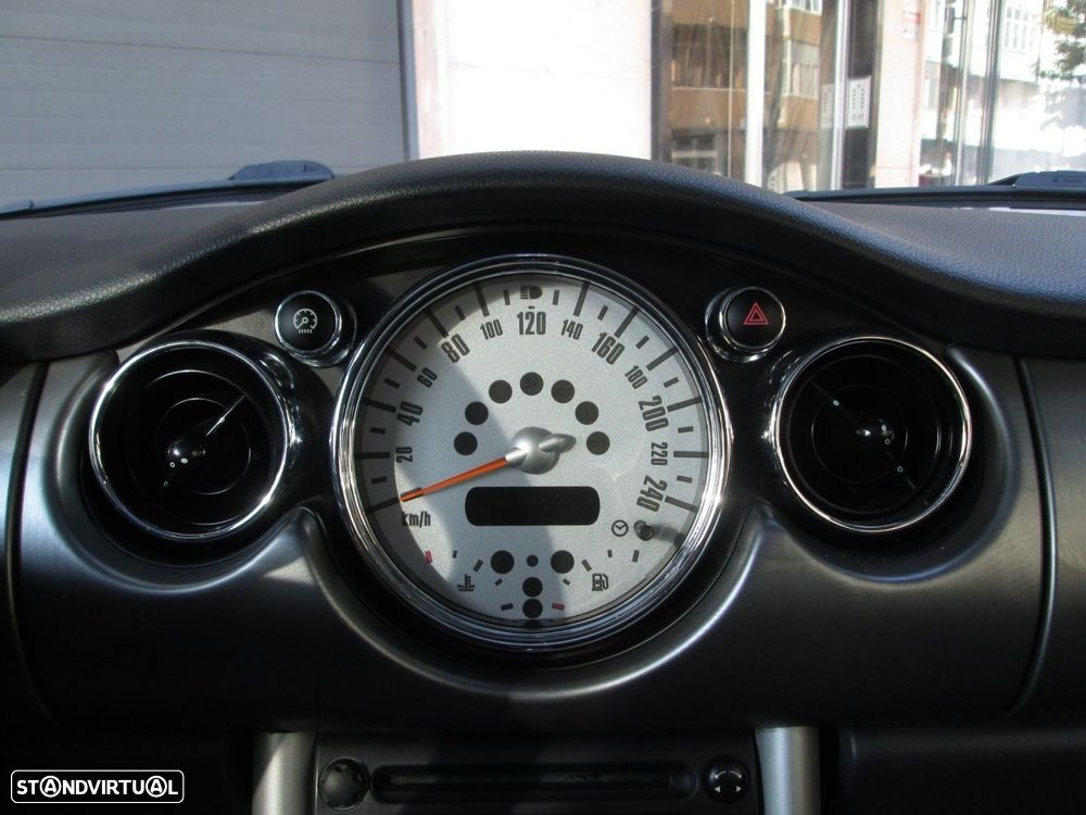 MINI 3 Portas Cooper S - 31