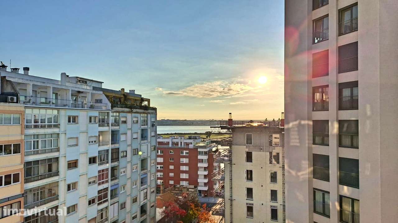 Apartamento T3 com 85m2 no Lavradio - Grande imagem: 2/15