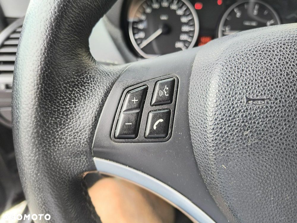 BMW Seria 1 118d Sport Line - 18