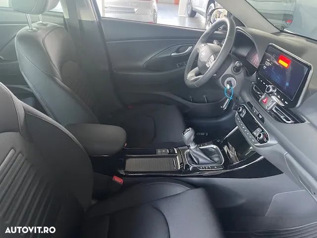 Hyundai i30 1.5 96CP M/T Highway - 8