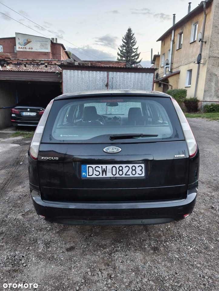 Ford Focus - 7