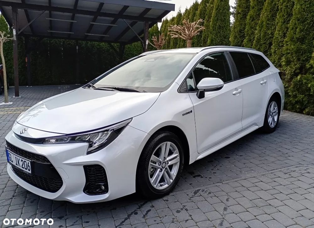 Suzuki Swace 1.8 Hybrid Premium Plus CVT - 1