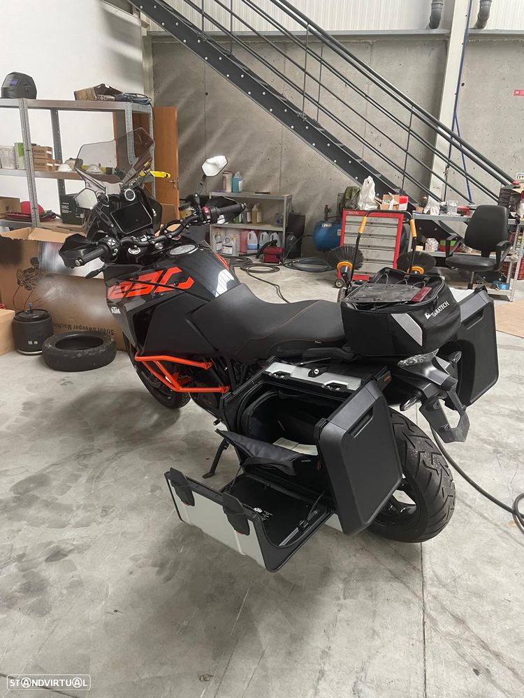 KTM 1290 Super Adventure - 11