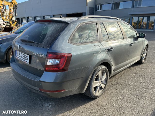Skoda Octavia - 3
