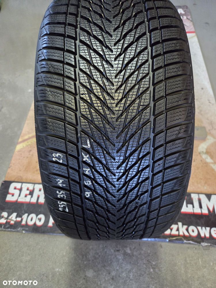 opona używana 255/35R19 Goodyear ULTRAGRIP performance 3 - 1