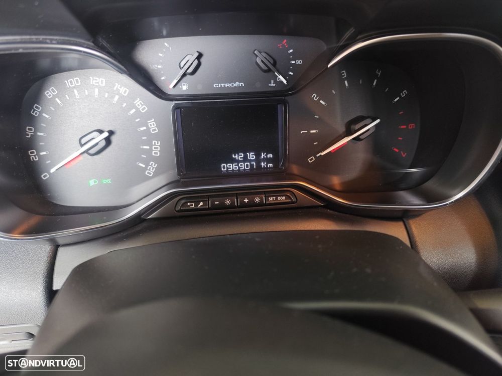 Citroën C3 Aircross 1.2 PureTech Shine EAT6 - 14