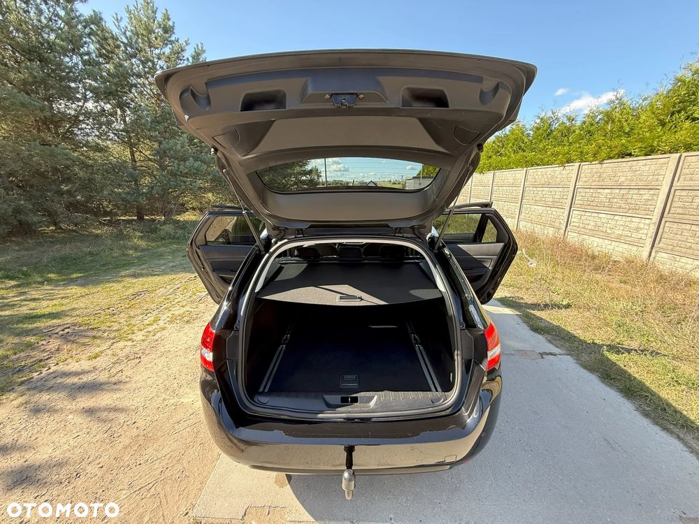 Peugeot 308 SW 1.5 BlueHDi Allure Pack S&S EAT8 - 22