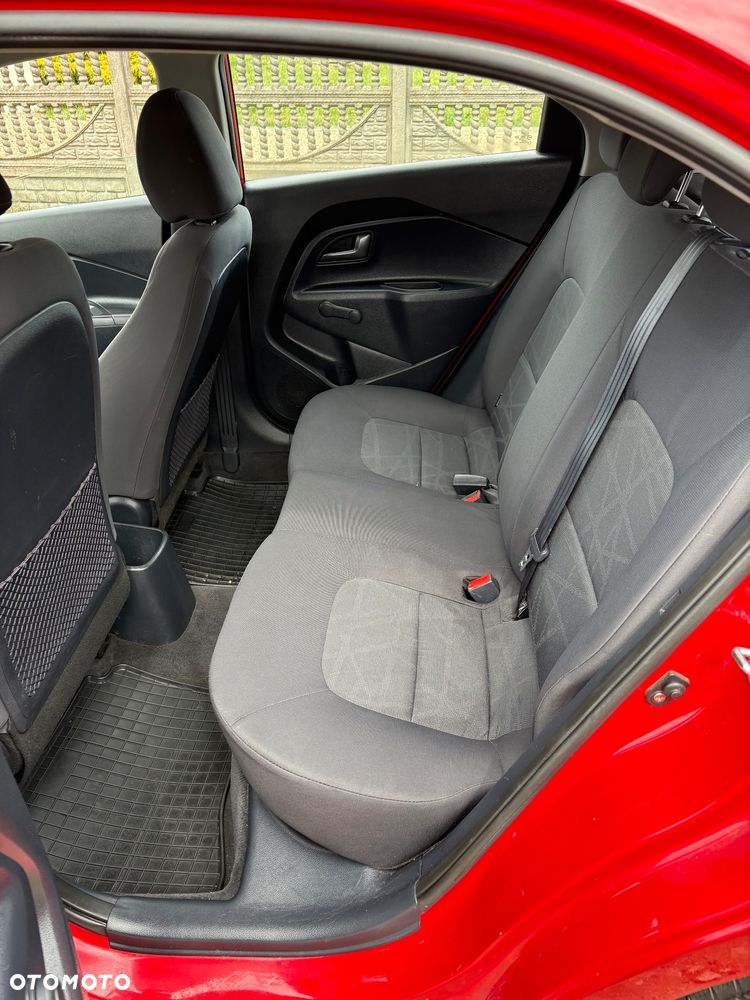Kia Rio 1.1 CRDI Business Line - 8