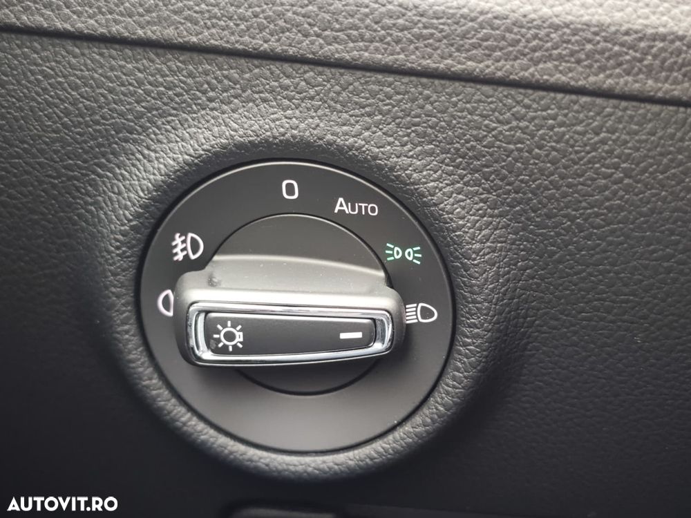 Skoda Superb 1.5 TSI DSG Ambition - 29