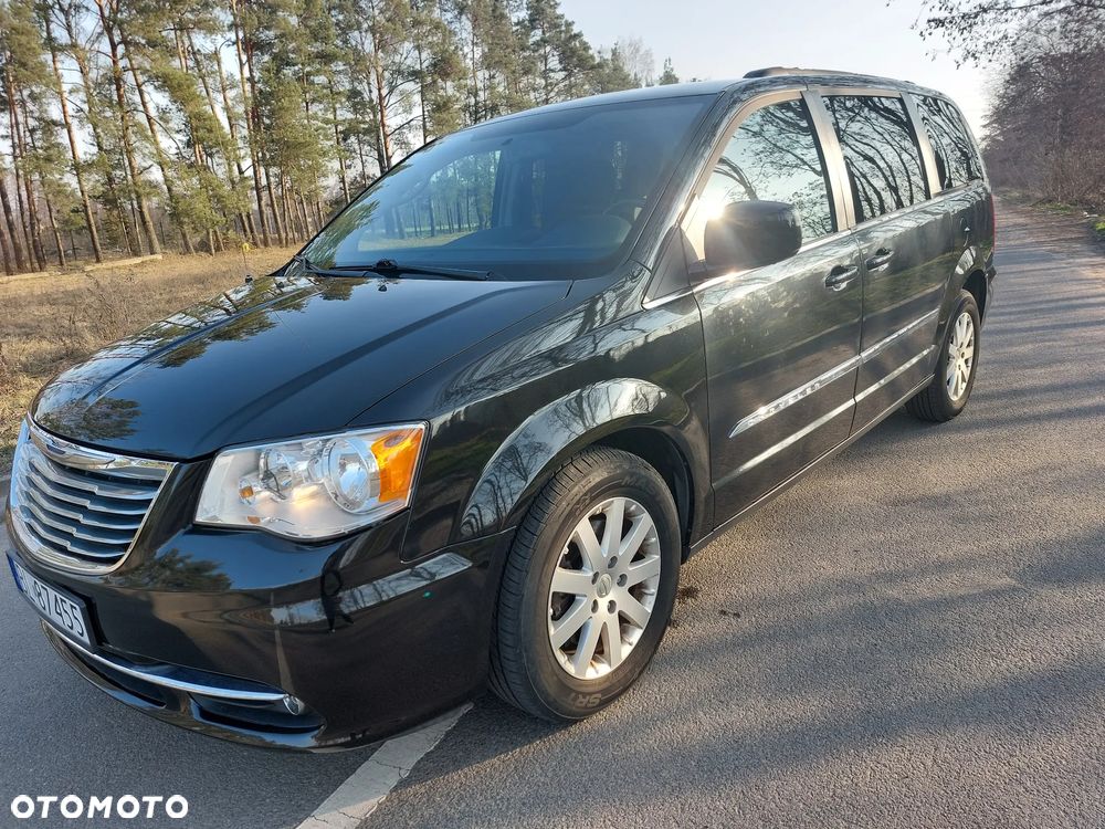 Chrysler Town & Country 3.6 Limited - 1