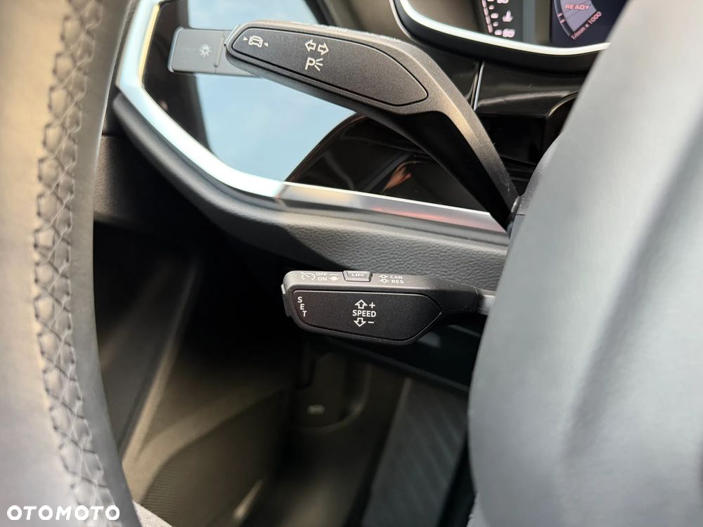 Audi Q3 35 TFSI S tronic - 20