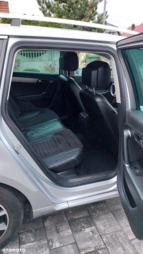 Volkswagen Passat 2.0 TDI Highline DSG - 17