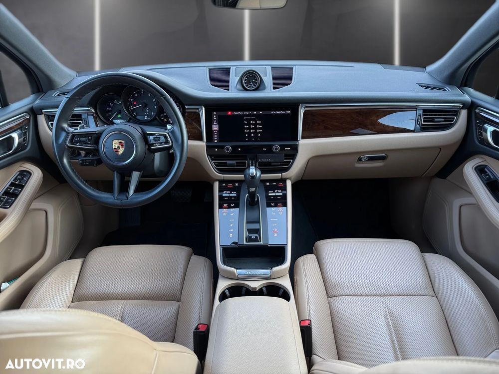 Porsche Macan - 18