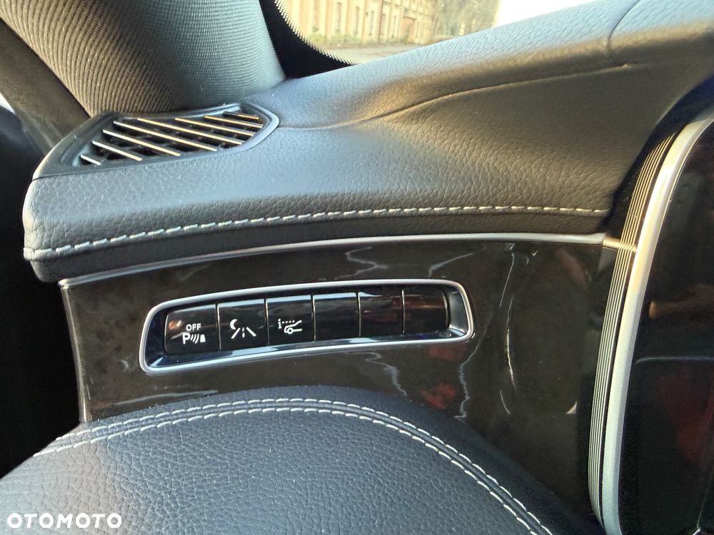 Mercedes-Benz Klasa S 500 4-Matic 9G-TRONIC - 15