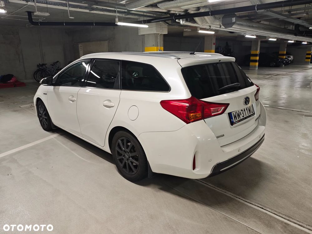 Toyota Auris 1.8 HSD Luna - 7