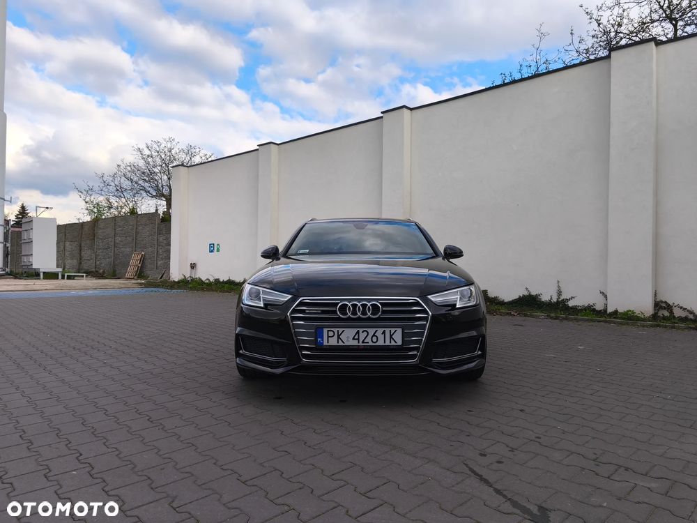 Audi A4 - 1