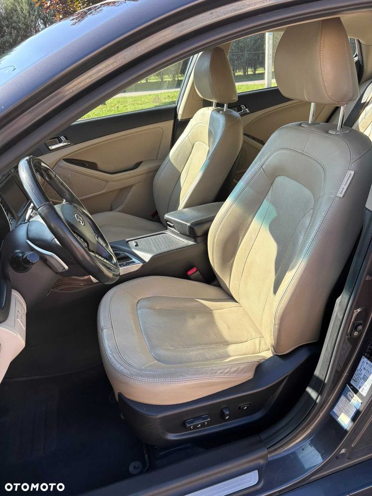 Kia Optima - 7