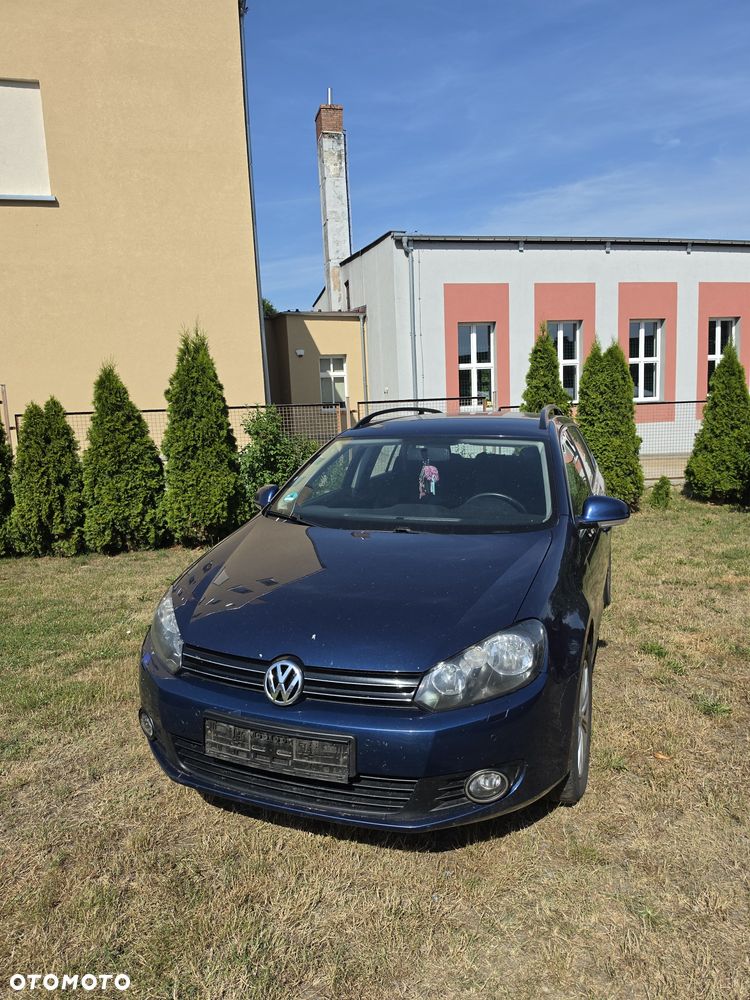 Volkswagen Golf - 2