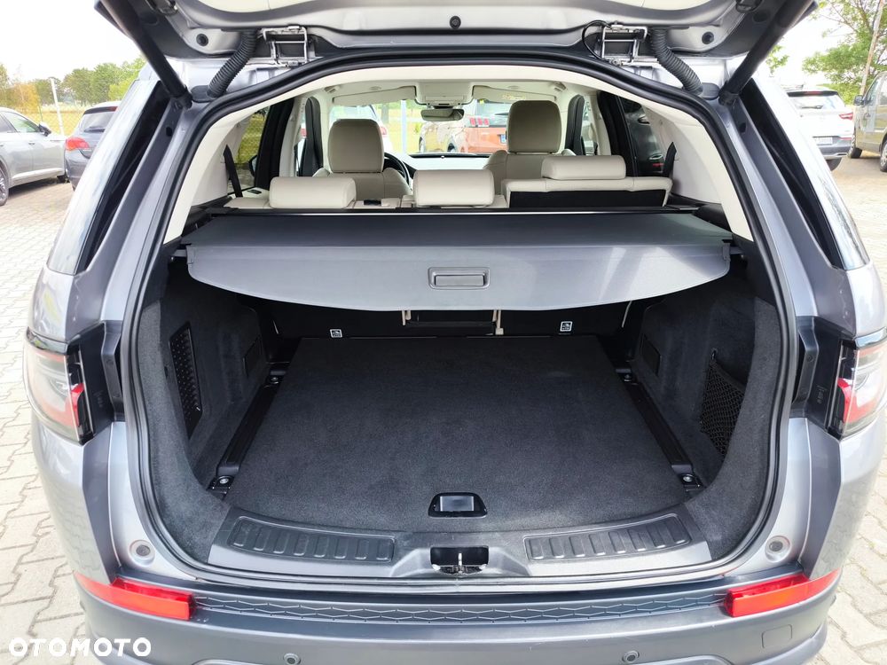 Land Rover Discovery Sport - 13