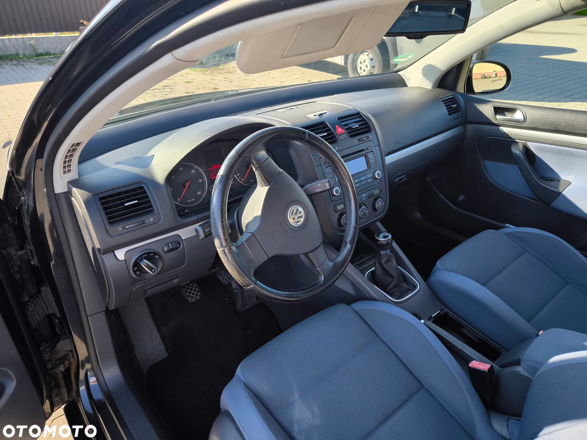 Volkswagen Golf V 1.9 TDI GT Sport - 10