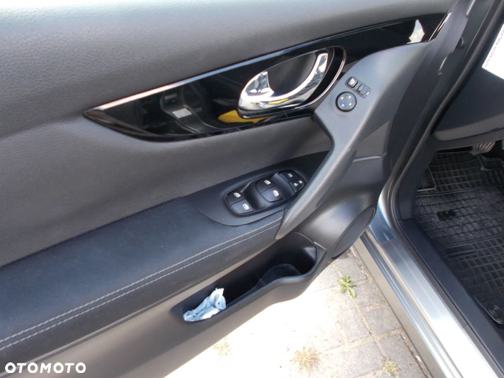 Nissan Qashqai - 12