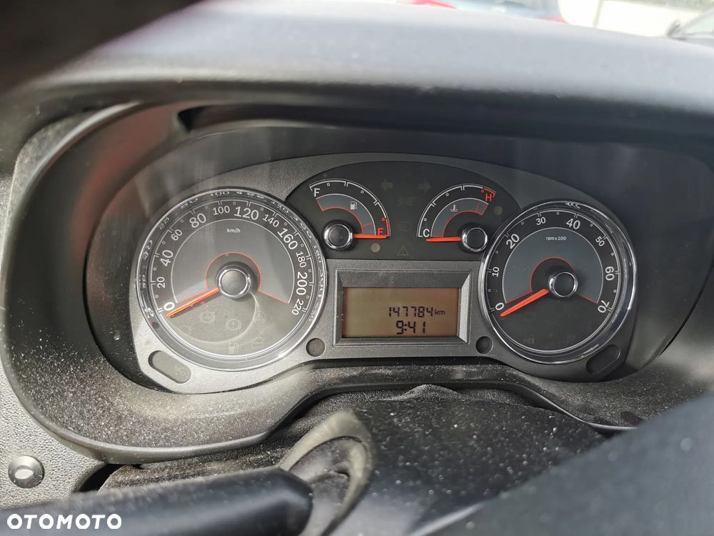 Fiat Linea 1.4 Active - 2